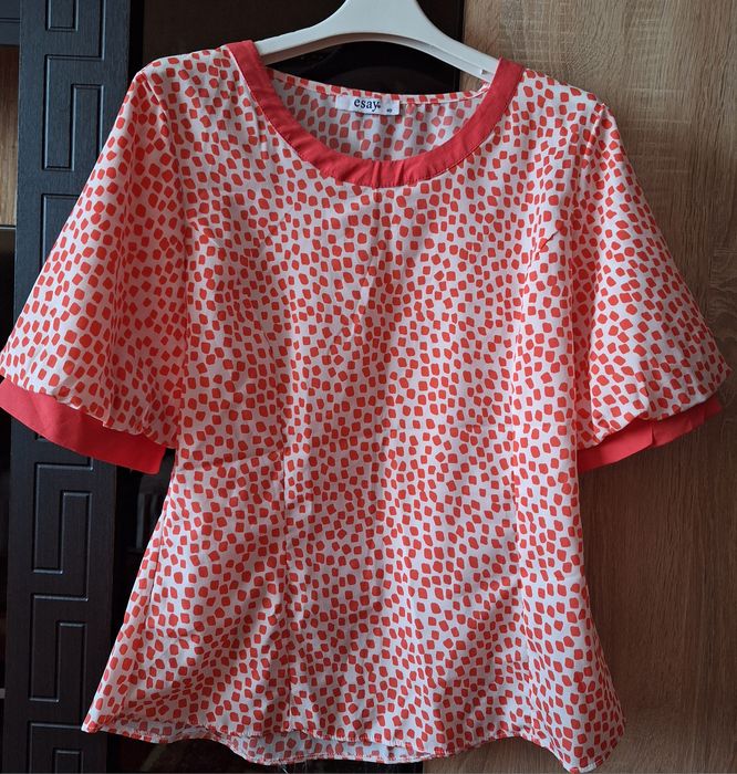 Блузка женская стильная  и нарядная