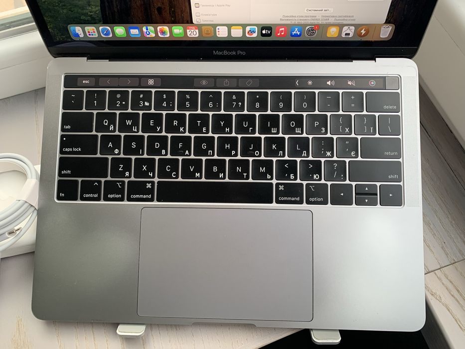 Macbook Pro 13 2018 i7 | 16Gb | 500 ssd 143 цикли А1989