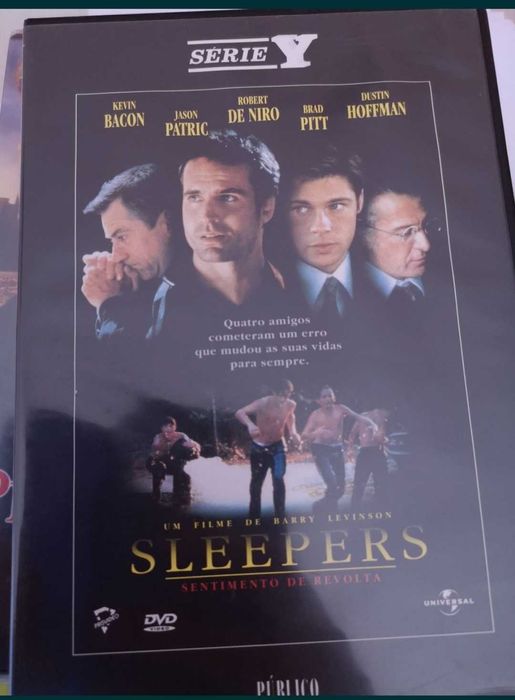 DVD's de filmes nas embalagens originais