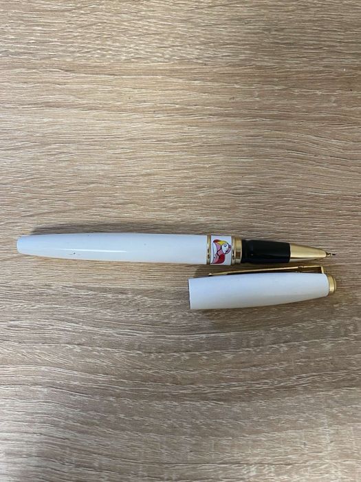 Продам перьевую ручку Picasso