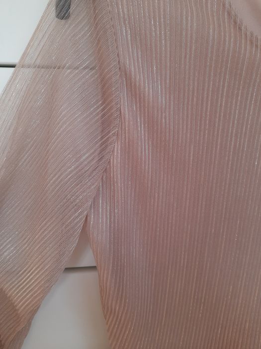Efektowna sukienka rozmiar M