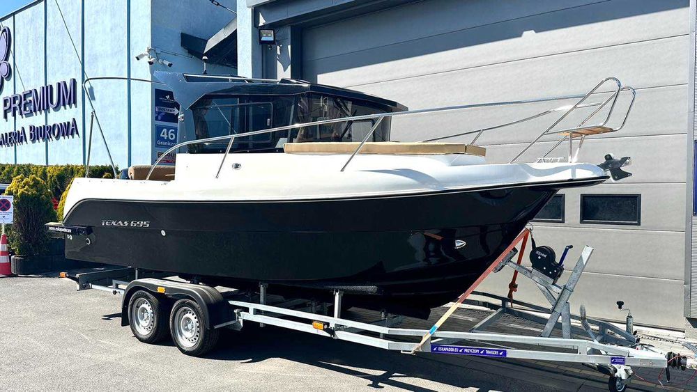 Nowa łódź motorowa Texas 695 Pilot House Mercury Honda