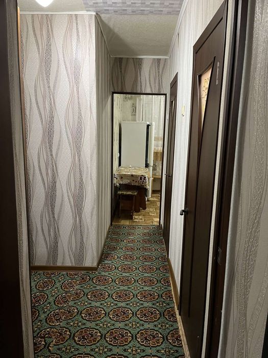 Здам 1 - км  квартиру подобово