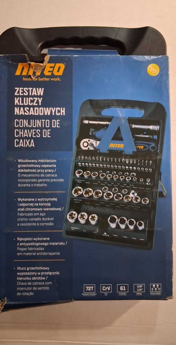 Zestaw Kluczy nasadowych NITEO 61 elementów Klucz grzechotkowy nasadki