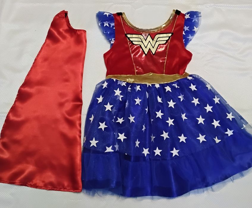 Сукня супергероя чудо-дівчинки Wonder Woman з плащем 5-6 років 116 см