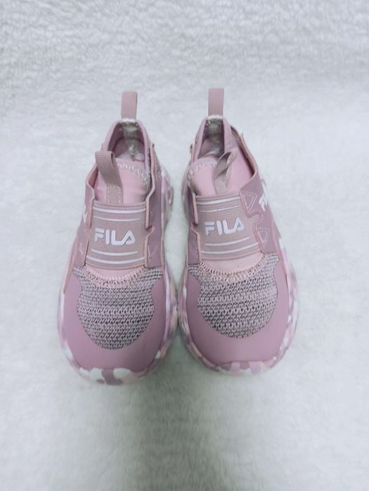 Оригінал FILA 26 розмір, устілка 16.5 см,кросівки для дівчинки