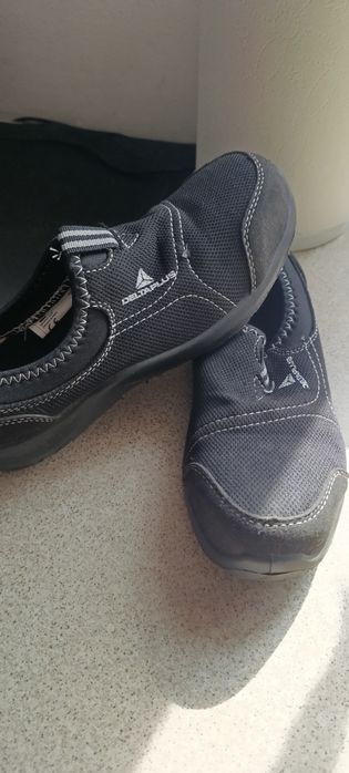 Buty robocze z blachami