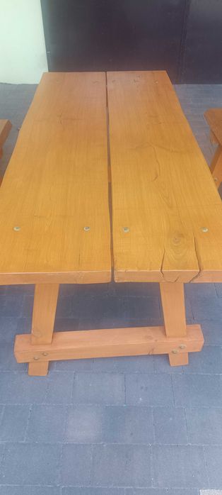 Stół drewniany ogrodowy