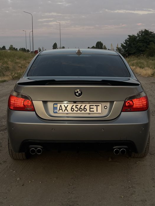 BMW E60 2.5 бензин
