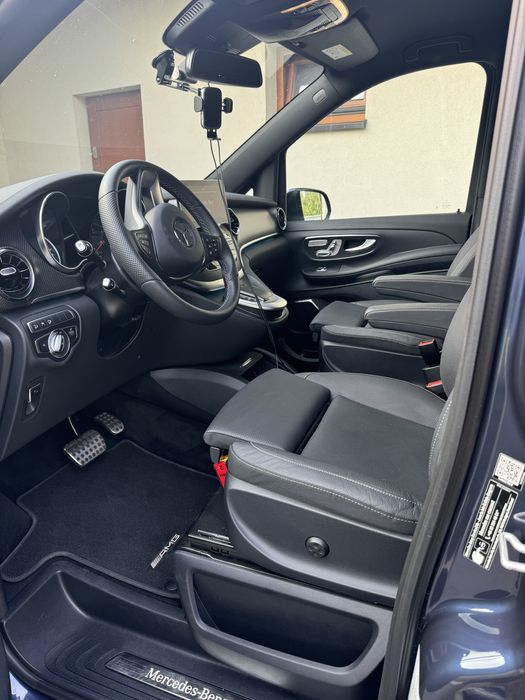 Przewóz Transporty Przejazdy Osób BUSEM   VIP V-KLASSE z Kierowcą