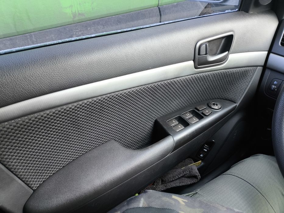 Продам Hyundai Sonata 2008 г.в. 2 л.бензин/газ.