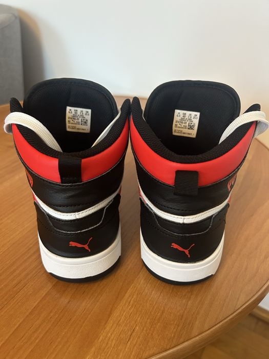 Męskie byty PUMA za kostkę  r. 40-25,5 cm