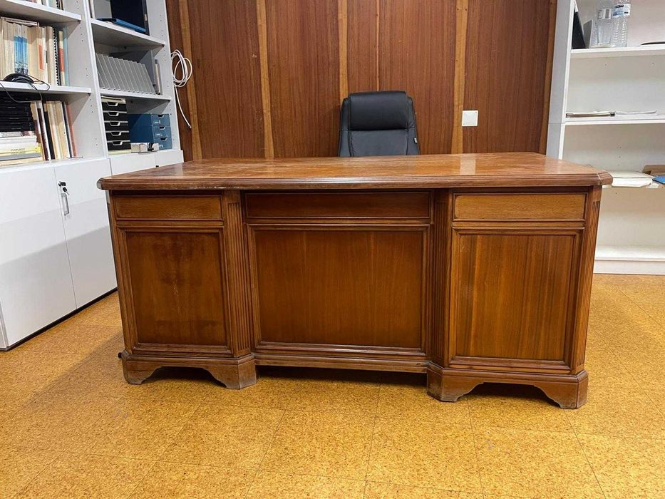 Secretária Americana