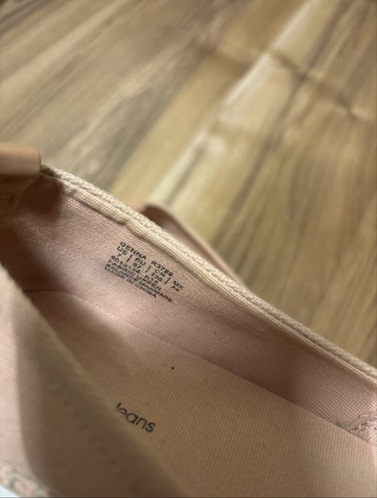 Espadyle calvin klein