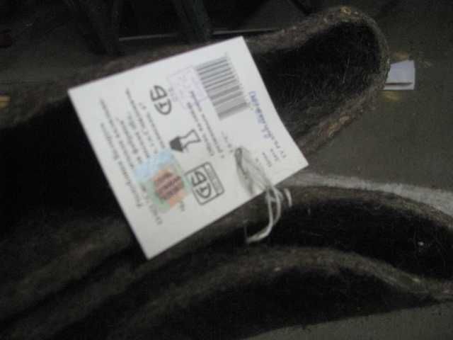 Валянки на гумовій підошві.