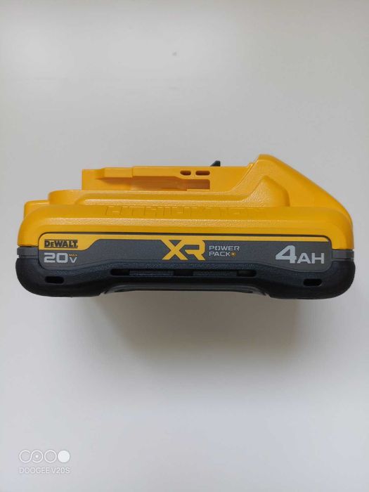 Dewalt DCB2104 20V MAX 4Ah Powerpack Battery