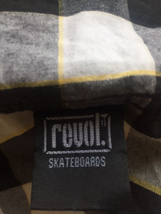 Рубашка Revol Новая