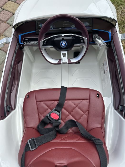 Дитячий електромобіль BMW i4  12V 2×35W пульт детский електромобіль