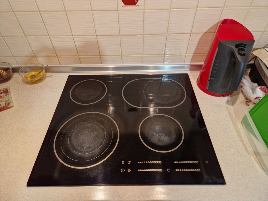 Варочна Electrolux