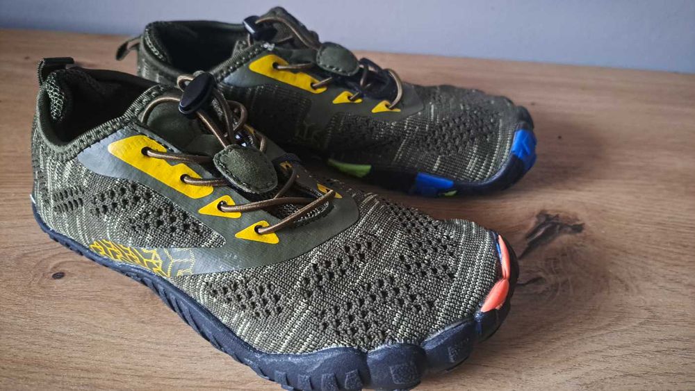 Buty chłopięce sportowe NOWE r. ok 32