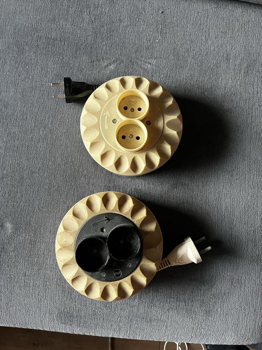 Dwa przedłużacze PRL