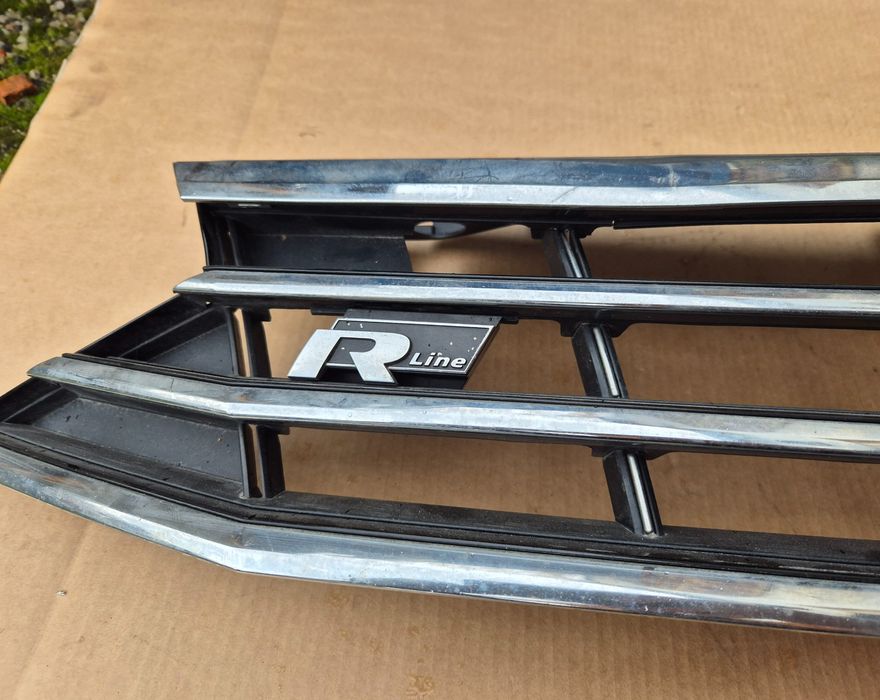 Atrapa chłodnicy VW Passat B8 R-Line 3⁠G⁠0⁠8⁠5⁠3⁠6⁠5⁠1⁠C⁠B NOWE