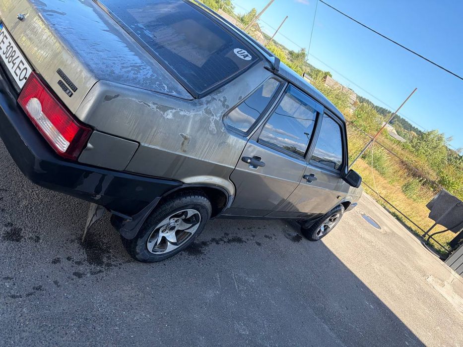 автомобіль ваз 21099