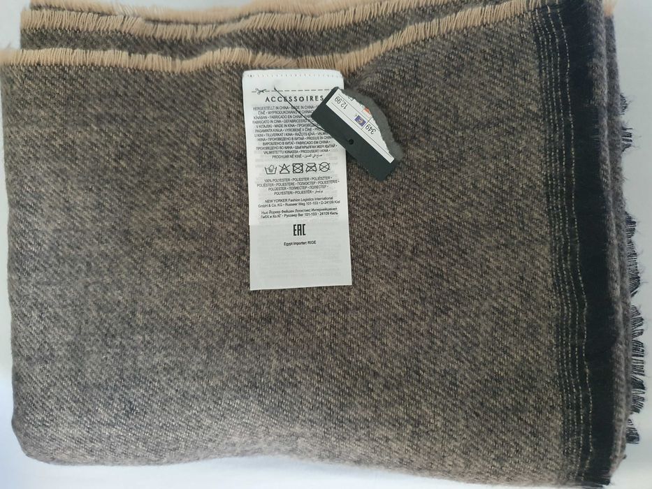 szalik New Yorker nowy
