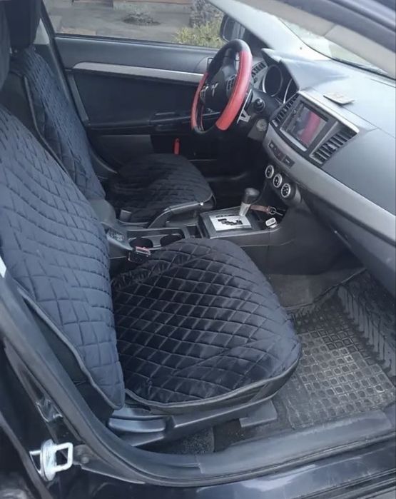 Автомобіль Mitsubishi Lancer X