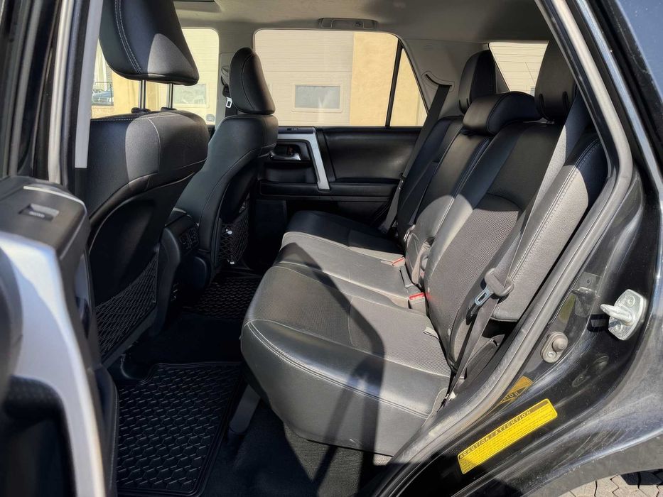 Toyota 4Runner      2018