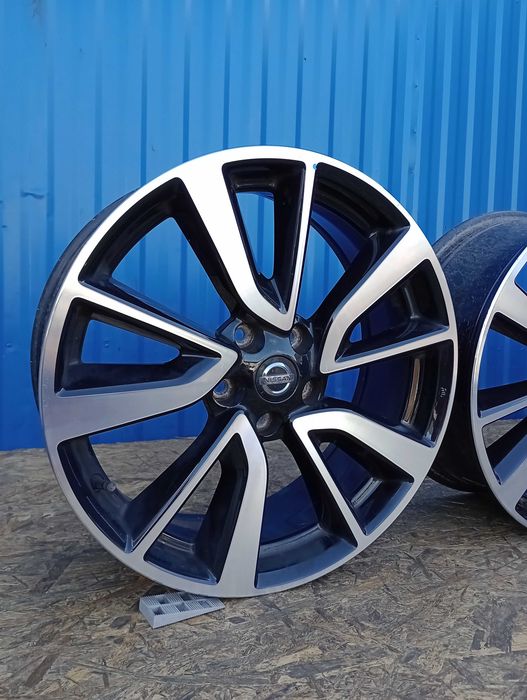 Felgi aluminiowe 5x114 R19 ET40 Nissan Renault Fiat