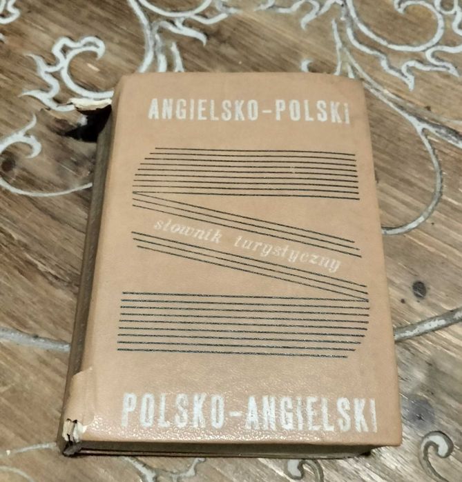 Słownik angielsko-polski słownik turystyczny