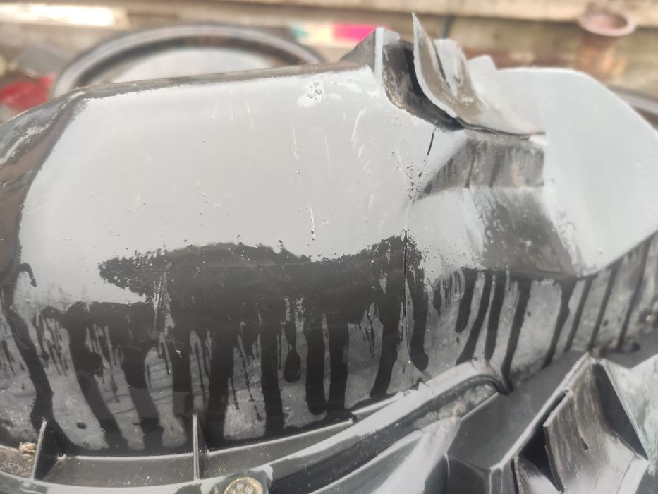 Продам корпус печки с ваз-2110 2006 года вместе с вентилятором