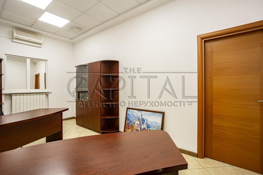 Продаж офісу, вул. Івана Мазепи, Печерськ