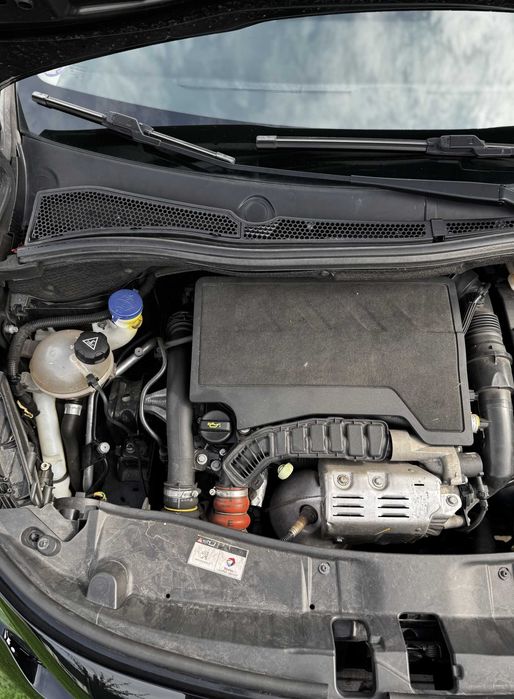 Peugeot 2008 1.2 Gasolina Automático, 2018, 119.000 km – Esmoriz