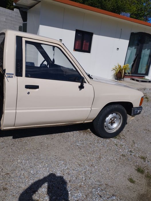 Toyota Hilux ln 56