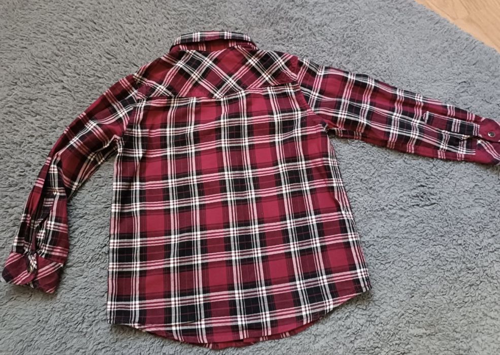Koszula w czerwoną kratę świąteczna