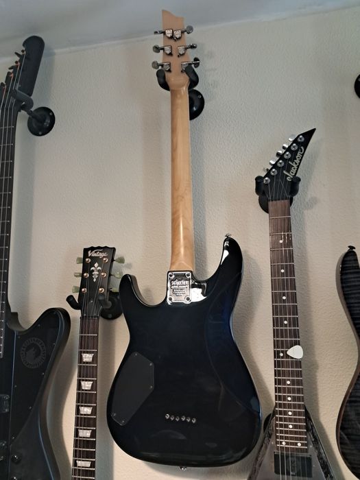 Guitarra elétrica Schecter omen extreme 6 STBLK com emg