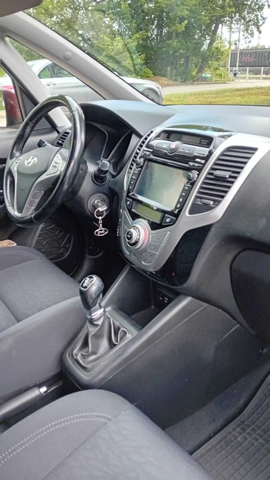 Sprzedam HYUNDAI IX20 benzyna rocznik 2016