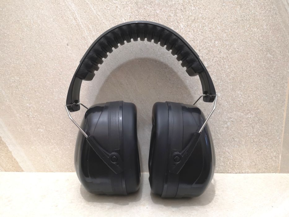 Headphones / Ear Protection / Noise Isolation64563931130498120