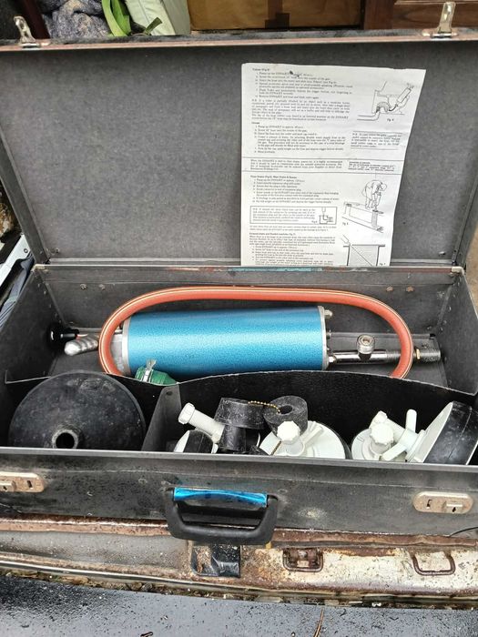 Maquina para desentupir Canos de lavatórios banheiras sanitas