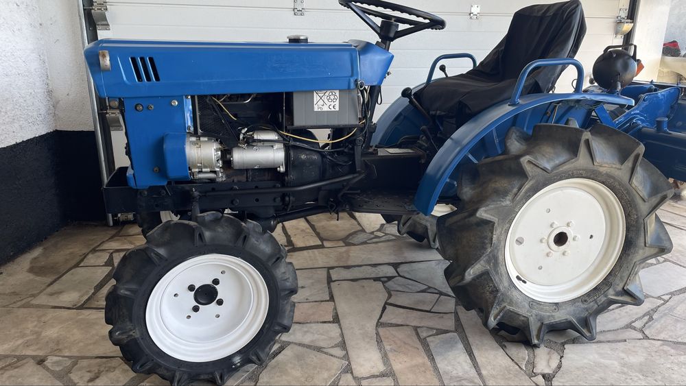 Trator iseki 4x4