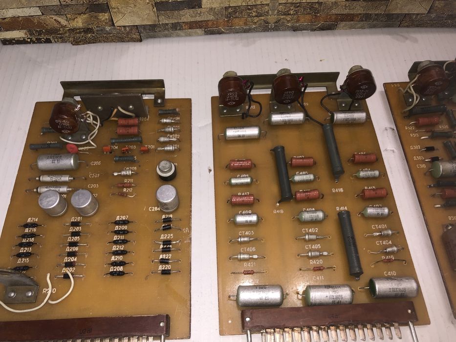 Плати радіодеталі