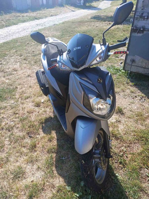 Скутер Sym Symphony 150