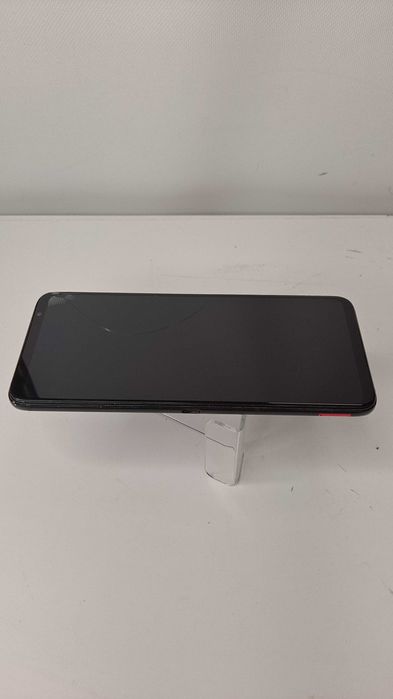 Telefon Asus Rog Phone 6 12/256 gb + akcesoria