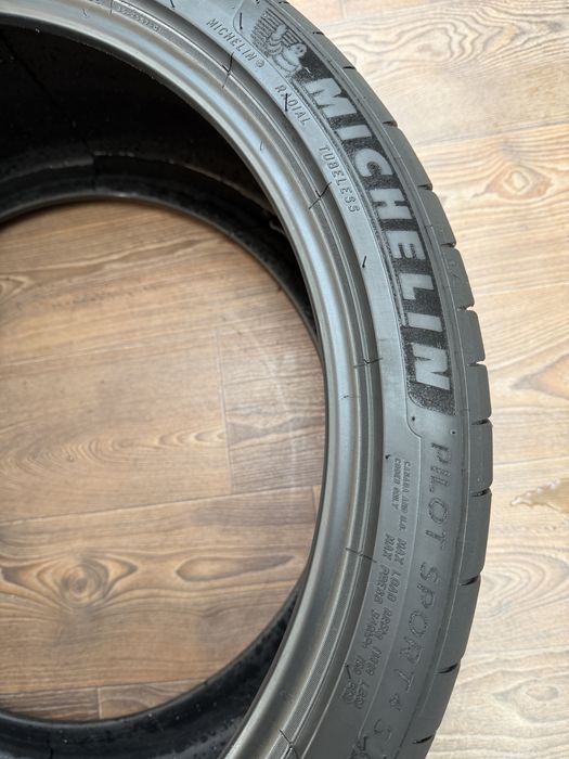 Шина Michelin 295/30/R20