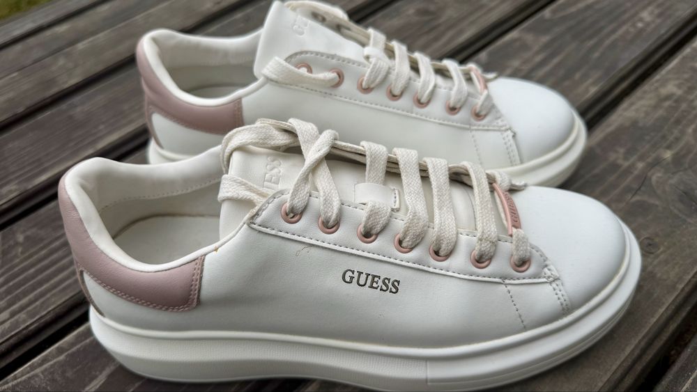 Продам Кеди Guess