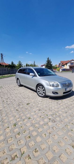 Toyota avensis  t25