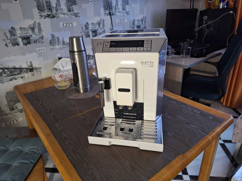 кавомашина Delonghi Eletta Capuccino Top