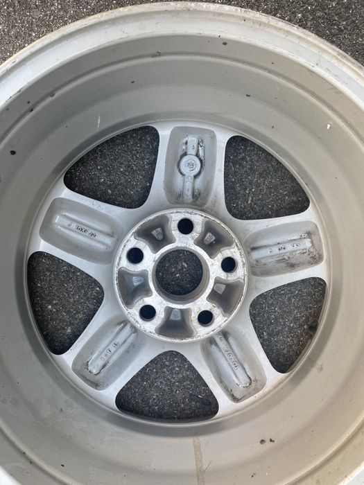 Продам один діск новий РАВ 4  за ціну домовимось